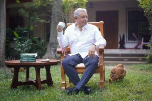 NACIONAL EL EXPRESIDENTE (1)