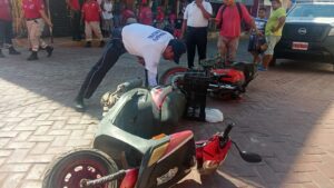 ROJA CHOQUE DE MOTOCICLETAS (3)