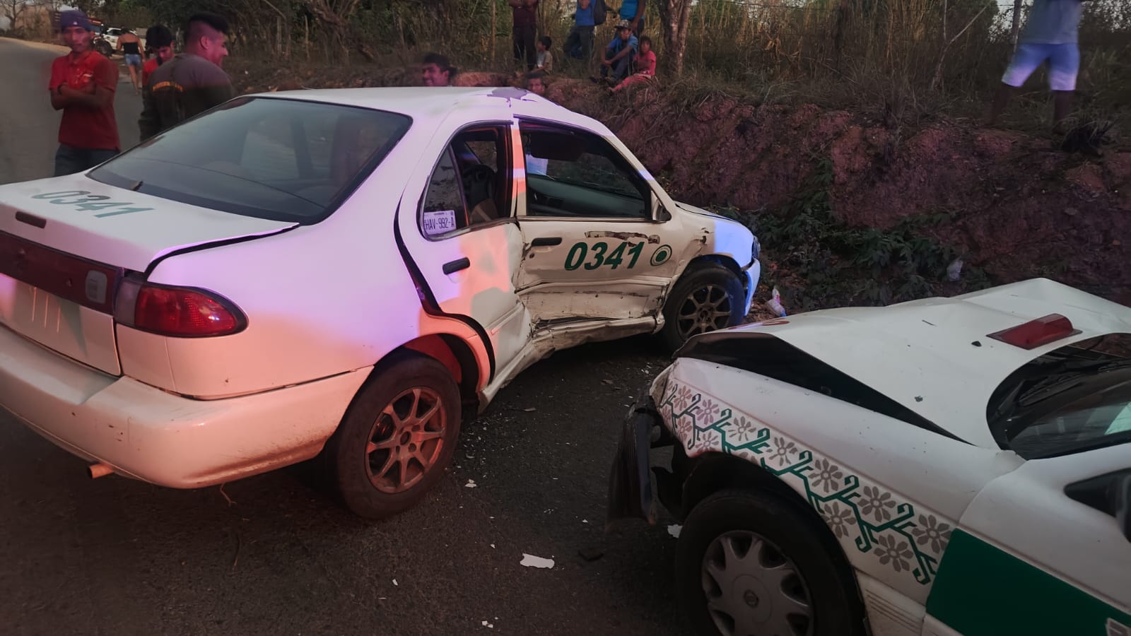 Choca ebrio taxista de Zacualpan y deja 5 lesionados - El Faro de la ...