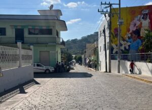 ROJA LA CALLE