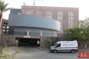 roja el edificio