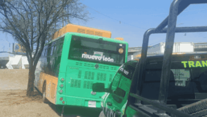 ROJA CAMIÓN QUE CONDUCÍA