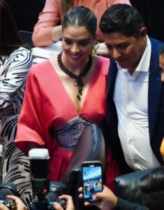 nacional la pareja