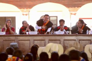 nacional sesion de la corte en tenejapa (1)