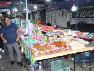 OME LOS PUESTOS EN LA AVENIDA (1)