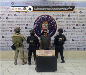 ROJA LOS DETENIDOS (5)