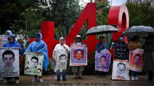 ESTADO PADRES DE LOS 43