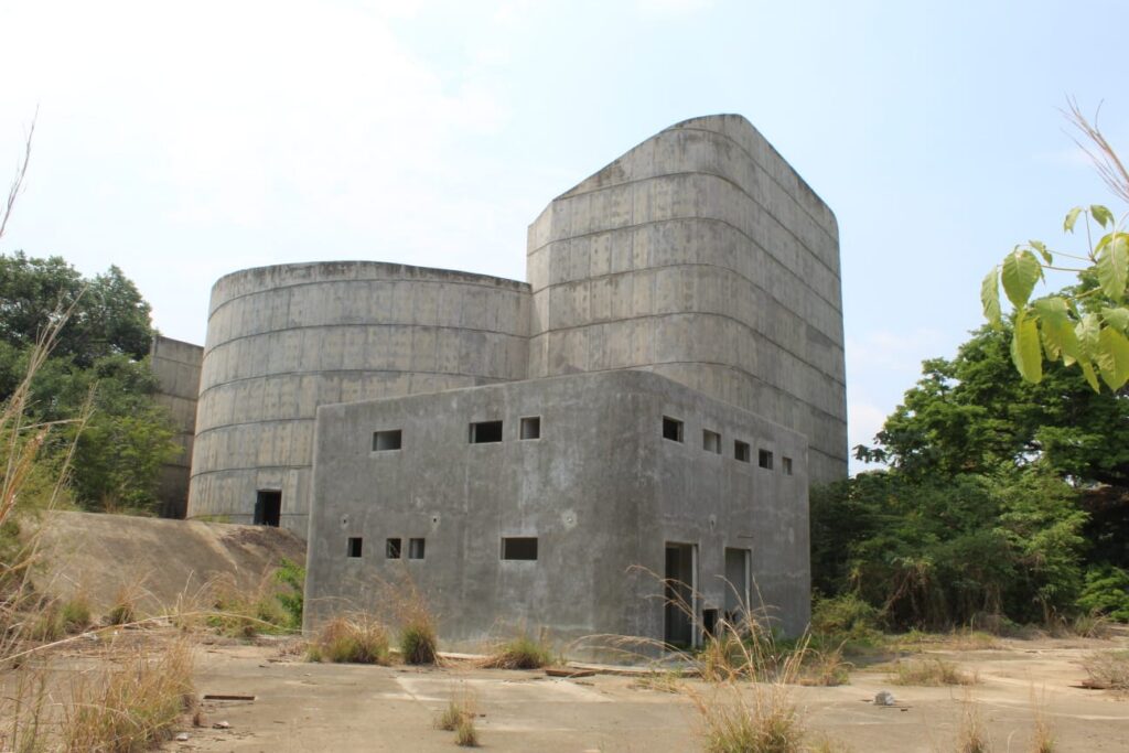 PRINCIPAL EL EDFICIO (2)