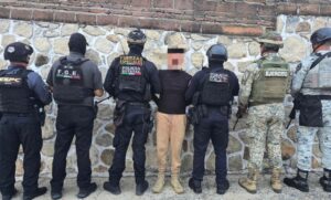 ROJA EL DETENIDO