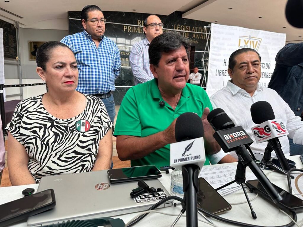 PRINCIPAL ALEJANDRO BRAVO