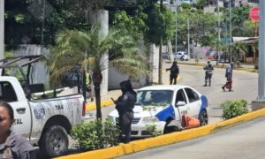 ROJA EL TAXI (2)