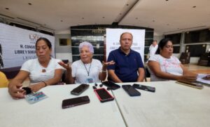 ESTADO familiares de victimas