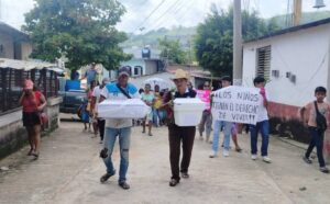 OME MANIFESTACIÓN EN EL SEPELIO (1)
