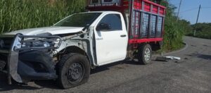 ROJA LA CAMIONETA GOLPEADA (1)