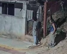 ROJA LOS LADRONES (1)
