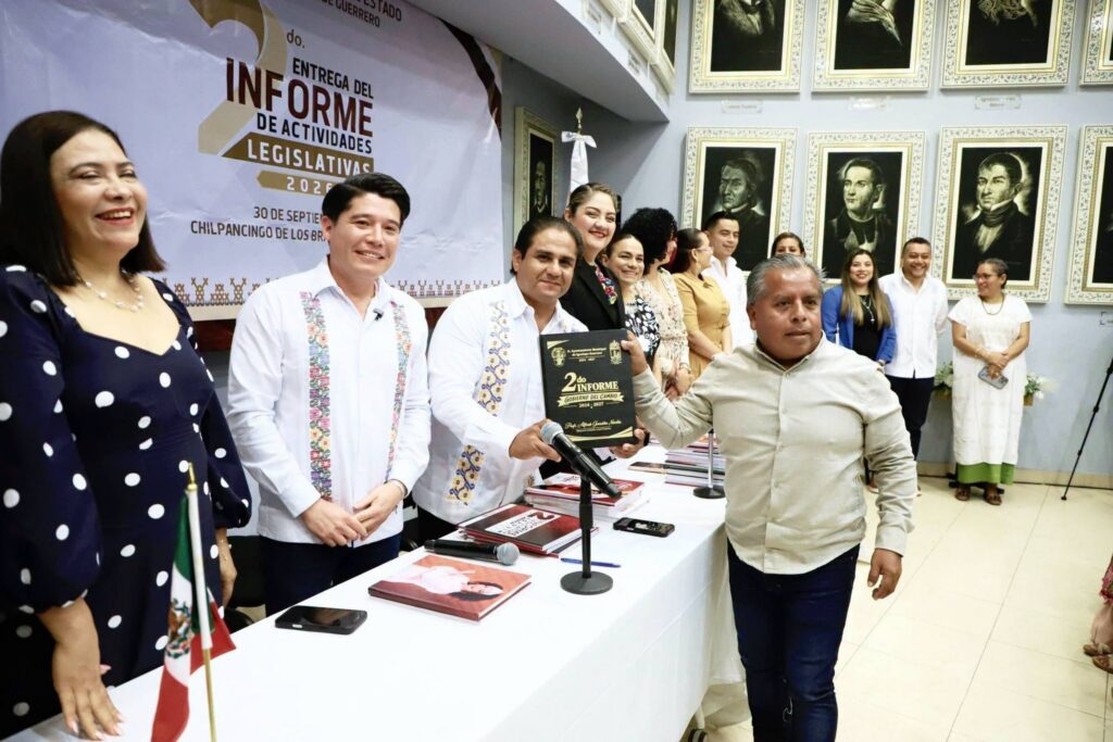BOLETÍN IGUALAPA ENTREGA EN EL CONGRESO (1)